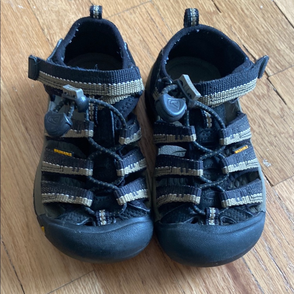 Keen Black and Tan Sport Sandals with Closed Toe Bumper